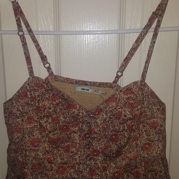 Top - Picture 2 of 4